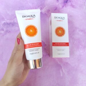 Bioaqua Vitamin C Moisturizing Cleanser Deep Cleansing Rejuvenation Cleanser 100g