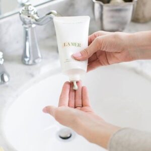 La Mer The Cleansing Foam – Luxurious Face Cleanser Purify. Refresh. Rebalance. 125ml